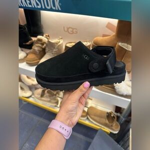 UGG Goldenstar Cozy Clog (women)